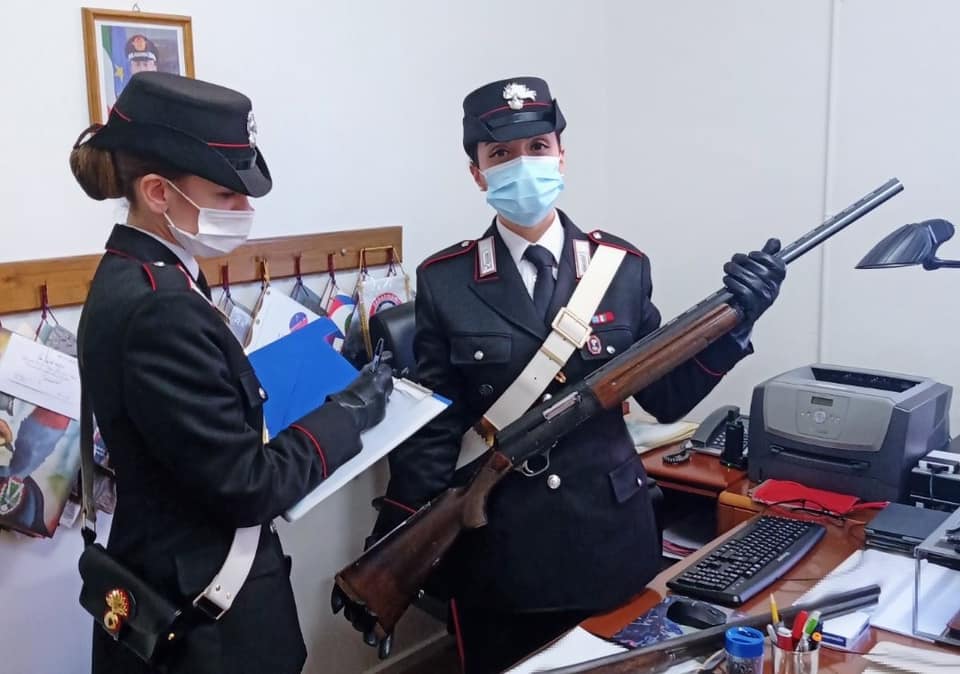 Uccide il suo cane malato: denunciato 90enne di Anzola