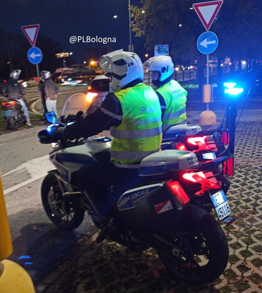Ancora una festa di studenti spagnoli, arriva la Polizia Locale