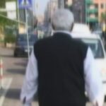 Violenta 13enne durante lezioni private, arrestato prof in pensione