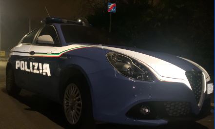 Tenta furto all’asilo di via Scandellara, la Polizia ferma il ladro