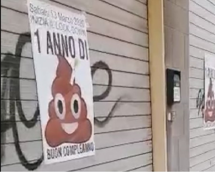 “Un anno di m….”, commercianti attaccano cartelli alla periferia di Bologna