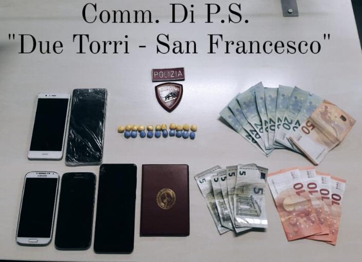 Eroina, cocaina e soldi: arrestato in pieno centro