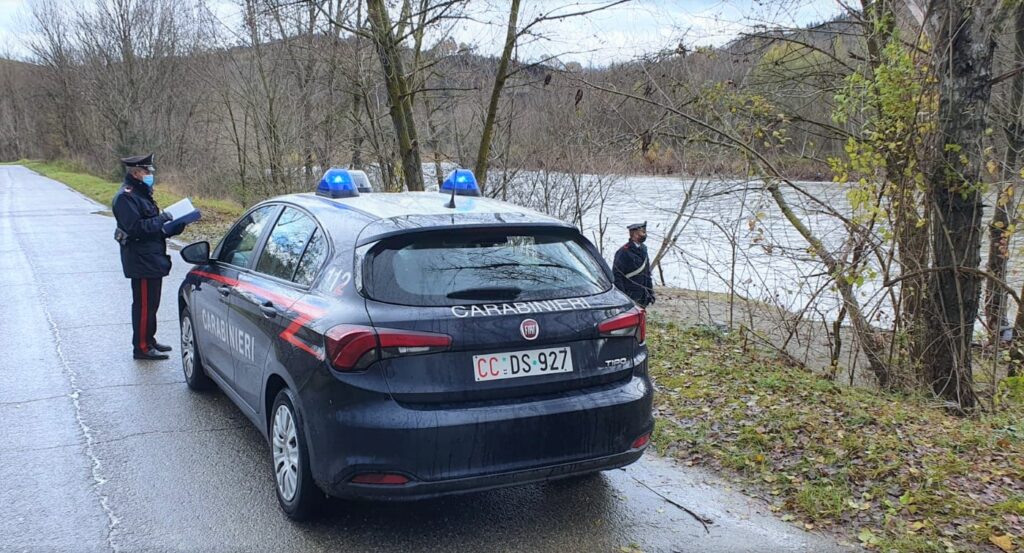 Party abusivo in un casolare sul Lungoreno, 8 denunciati