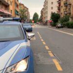 Spacciatore si finge runner per evitare controllo, arrestato