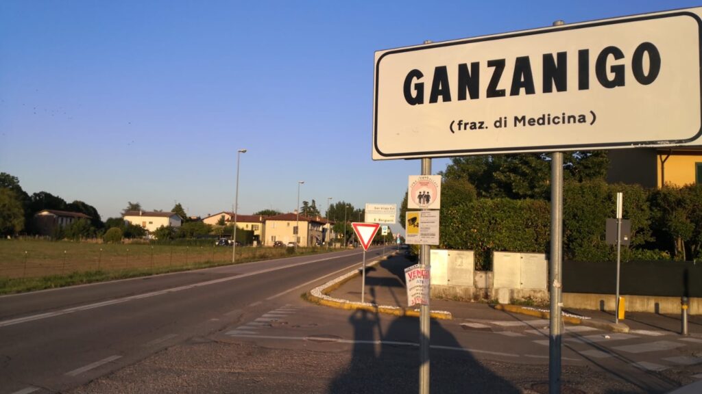 Ragazzino di 14 anni investito in bici, è successo sulla San Vitale