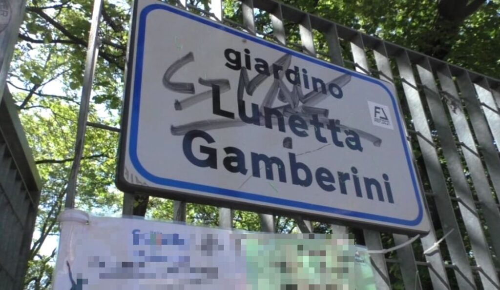 Spaccia in bici alla Lunetta Gamberini, arrestato