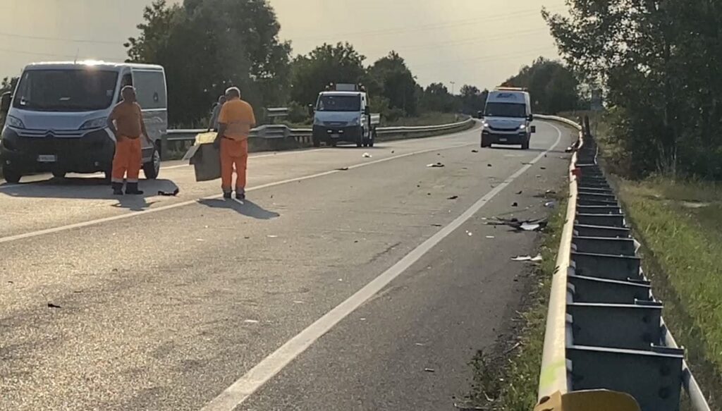 Moto investe pedoni. 2 morti a Crevalcore