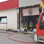 Incendio in pizzeria a Imola, danni ingenti