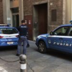 Spazientito per l’attesa, prende a pugni un poliziotto in Questura