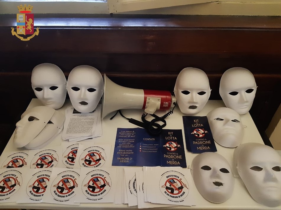 Blitz in un patronato, denunciati 5 attivisti PdM