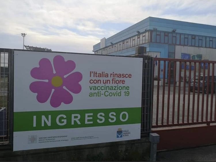 Vaccini: Ausl, domenica open day a Calderara