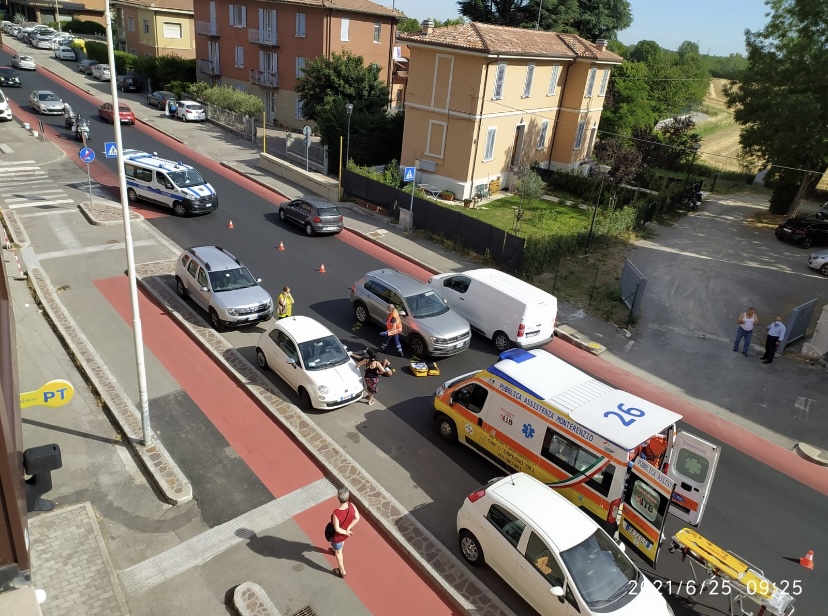 Incidente stradale a Idice, investito 50enne