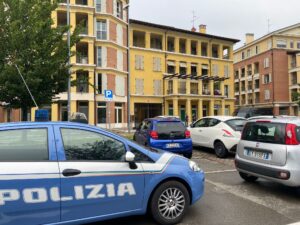 Aggressione a coltellate a Borgo Panigale, tre feriti