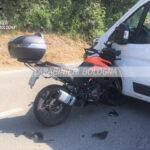 Moto contro furgone a Sasso Marconi, 21enne ferito
