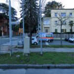 Pedone investito sui viali, grave