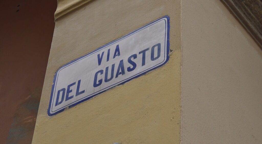 Tenta di vendere droga ad agente Pl in borghese: arrestato