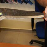 A 85 anni minaccia il vicino con una roncola, pensionato denunciato