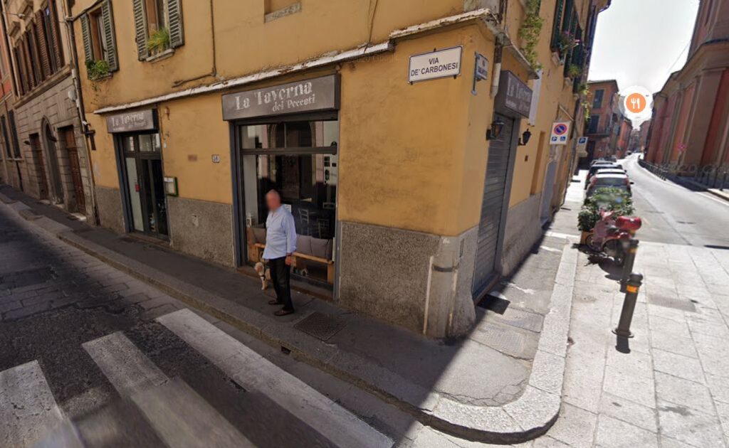 Atti osceni in pieno giorno, coppia nei guai