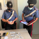 Pusher con reddito di cittadinanza arrestato dai Cc