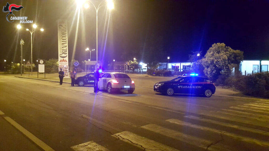 Aggredisce carabinieri e grida ‘Allah Akbar’: arrestato