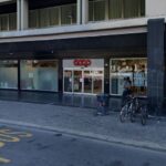 Botte e insulti razzisti al vigilante senegalese, arrestato tunisino