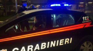 Prima chiede l’elemosina, poi tenta rapina in pizzeria: arrestato dai carabinieri