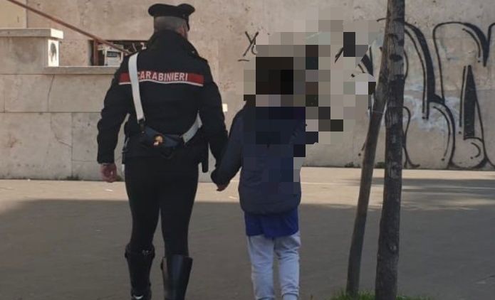Bimbo con Sindrome Down si allontana da scuola, ritrovato dai carabinieri