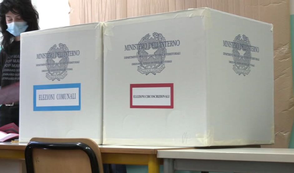 Affluenza ancora bassa a Bologna