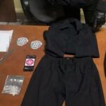 Ferì a coltellate un minorenne a una festa, a casa ha stemmi ‘nazi’