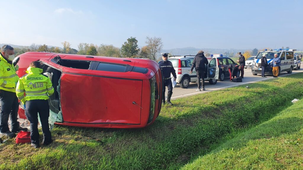 Tamponamento tra quattro auto a San Lazzaro di Savena
