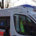 In moto contro un furgone: muore a 21 anni