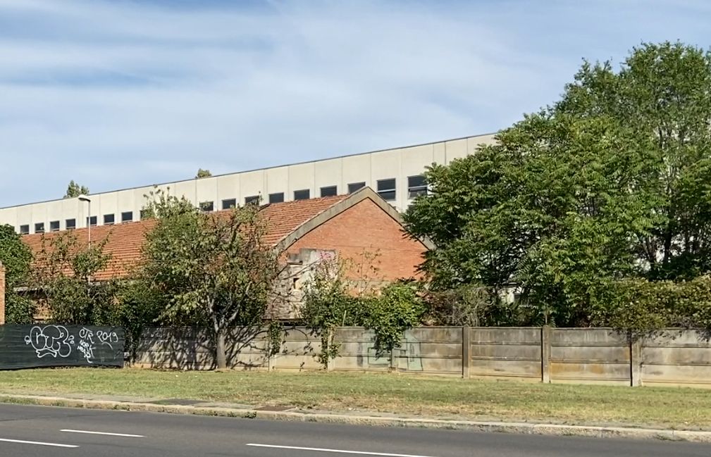 Ancora ‘intrusi’ alla ex Stamoto: tre denunciati dalla polizia