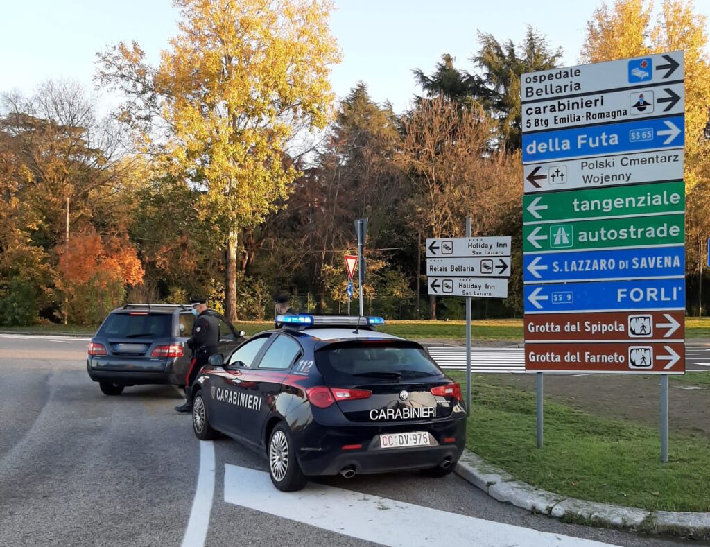 Positivi al Covid escono di casa per fare commissioni