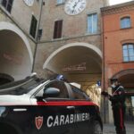 Positivo al Covid, viola la quarantena: denunciato