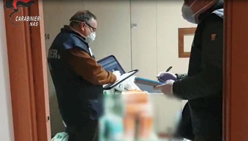 Covid: controllo in pizzeria, titolare e dipendenti senza super Gp