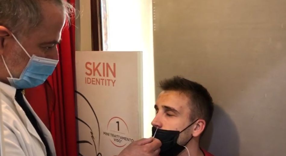 Il test casalingo sarà valido per entrare in isolamento, quello in farmacia come fine malattia