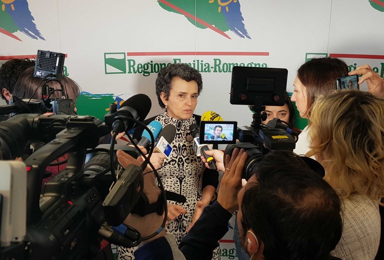 Regione E-R: sospesa la direttrice generale dell’assessorato alla Salute Petropulacos