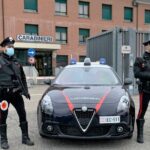 Scende dal treno con mezz’etto di hascisc: denunciato