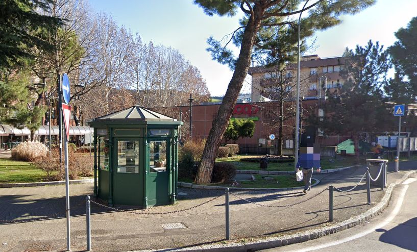 Ruba 11 bottiglie di superalcolici alla Coop di Casalecchio, arrestato