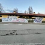 I tifosi del Bologna contestano la società, squadra e allenatore, dopo la sconfitta all’Olimpico