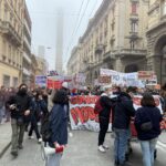 Scuola: corteo di studenti, spintoni davanti a Usr
