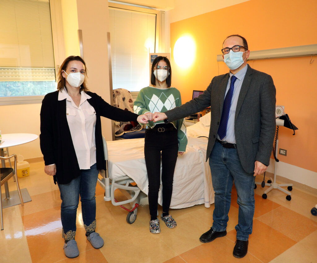 Mamma dona un rene alla figlia 16enne, il trapianto al Sant’Orsola