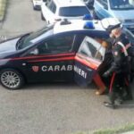 Perseguita la ex nonostante il divieto e il braccialetto elettronico