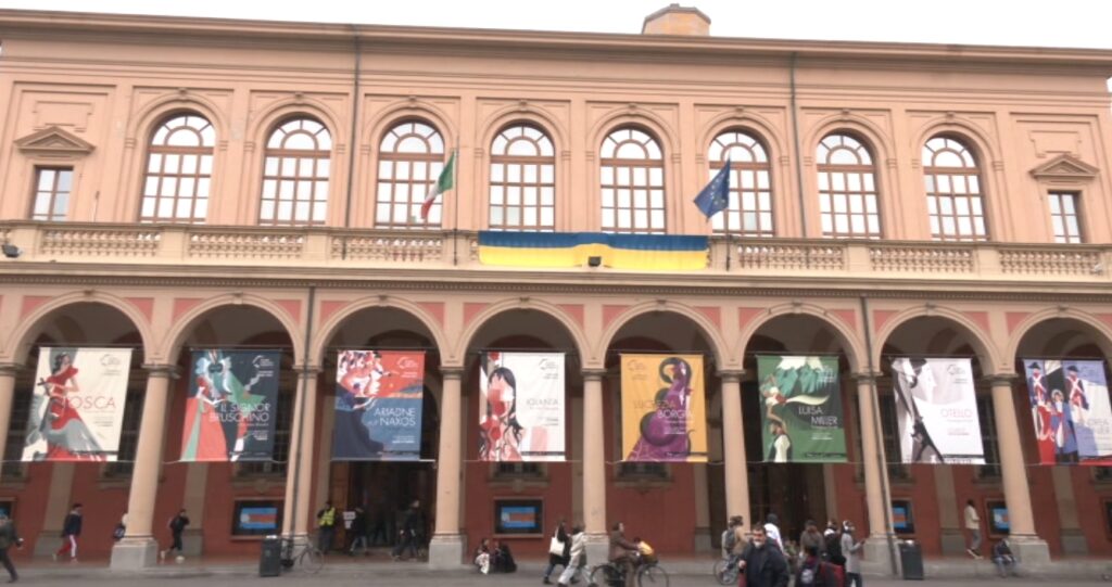 Ucraina, al Teatro Comunale lo ‘Stabat Mater’ per la pace ed Emergency