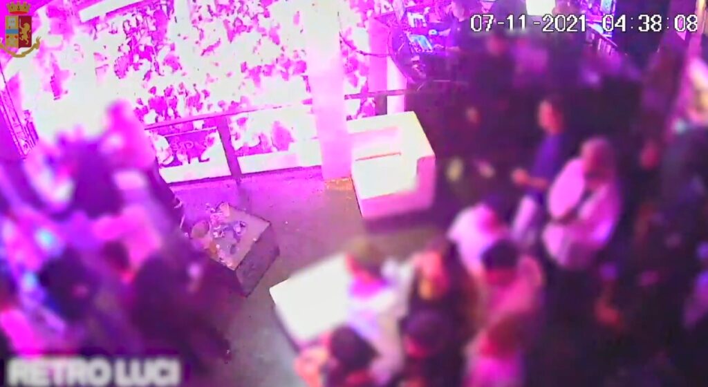 Aggredirono in discoteca un calciatore della Primavera del Bologna: arrestati quattro giovani