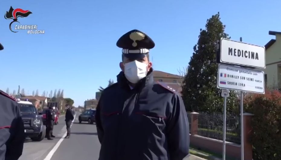 Denuncia clonazione bancomat, ma era stato il figlio a fare i prelievi