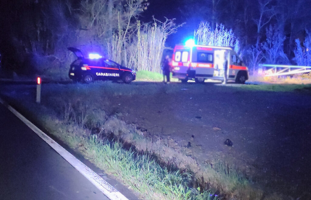 Inseguimento e speronamento per gelosia, tre denunciati