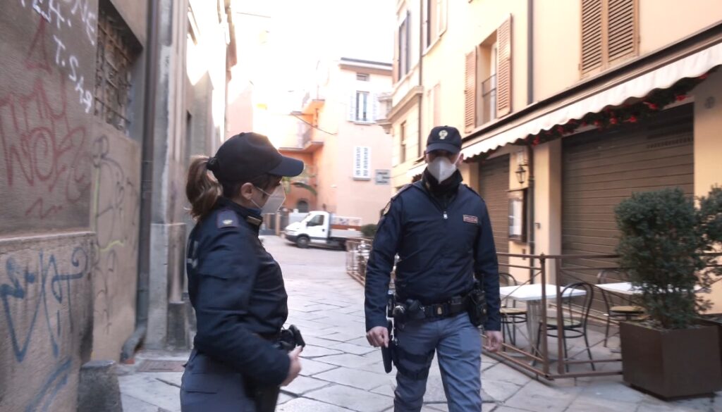 ‘Discoteca’ in un locale, titolare senza autorizzazione: multato