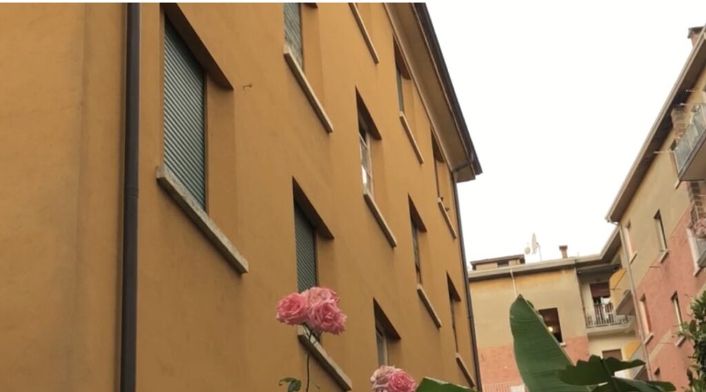 Tentato omicidio in via Andrea Costa, fermato un uomo