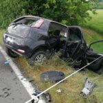 Schianto all’alba sulla via Idice, grave un 26enne